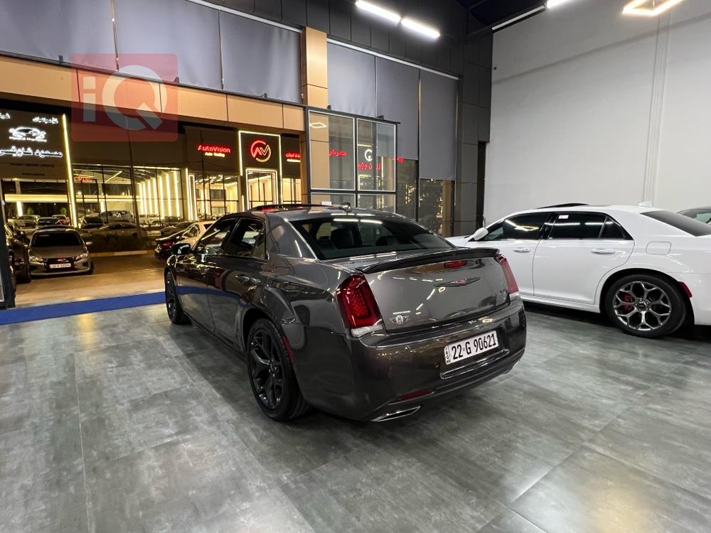 Chrysler 300